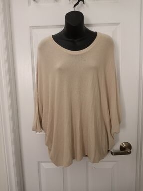 👠HOLEBROOK SWEDEN oversized Top💐